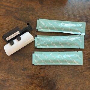 Inito Fertility Monitor and 3 Test Strips